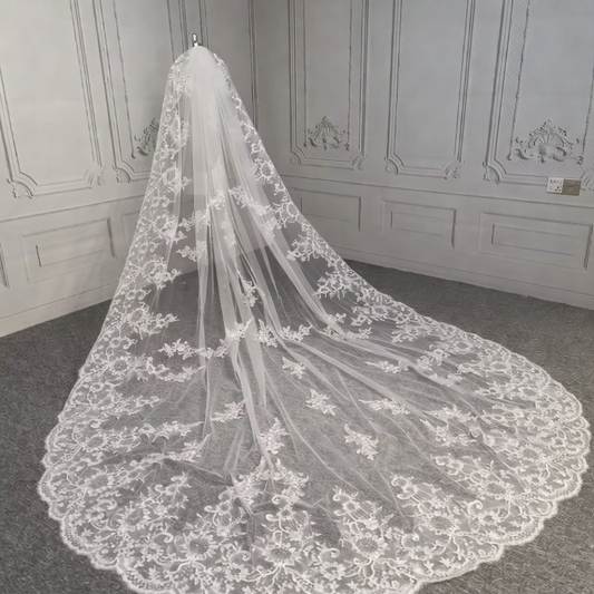 Queen Lace Cathedral Veil